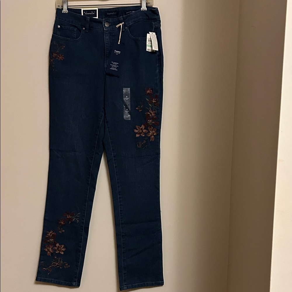 Charter Club straight leg tummy slimming embroidered soft fabric jeans size 8